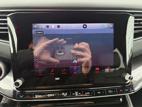 Used 2024 Jeep Wagoneer 4WD image 22