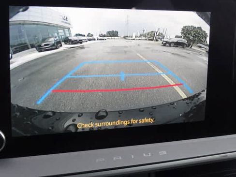 Used 2025 Toyota Prius LE FWD image 21