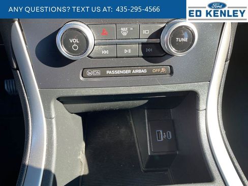 Used 2024 Ford Edge SEL image 14