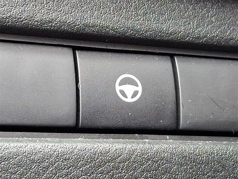 Used 2022 Nissan Rogue SL w/ SL Premium Package image 25