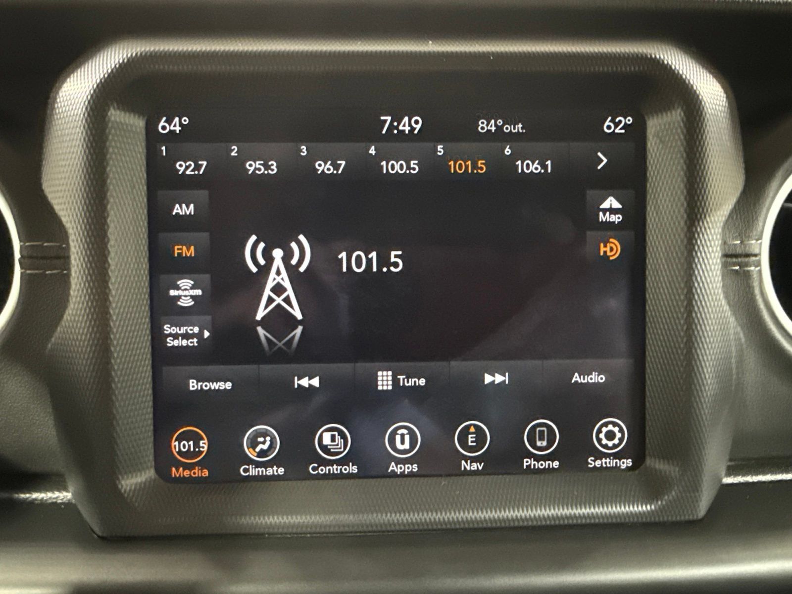 Used 2021 Jeep Gladiator Overland w/ Popular Equipment Package AWD/4WD image 31