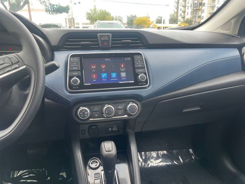 Used 2025 Nissan Versa SV image 17