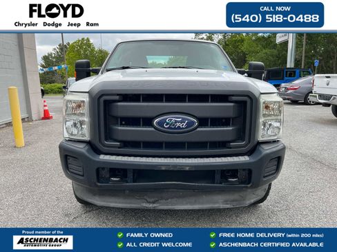 Used 2013 Ford F250 XL w/ PWR Equipment Group AWD/4WD image 2
