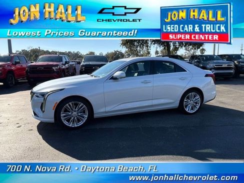 Used 2021 Cadillac CT4 Premium Luxury image 3