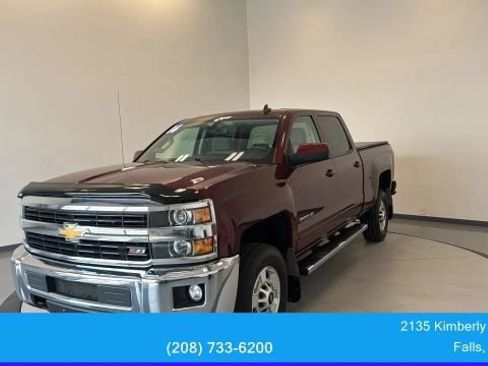 Used 2016 Chevrolet Silverado 2500 LT w/ Z71 Package, Off-Road AWD/4WD image 3