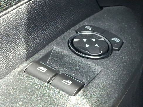 Used 2021 Ford Mustang Coupe w/ Equipment Group 101A RWD image 23