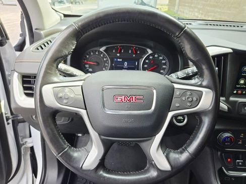 Used 2019 GMC Terrain SLE w/ Driver Convenience Package image 11