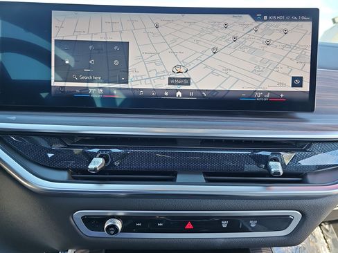 Used 2025 BMW X5 sDrive40i w/ Executive Package image 22