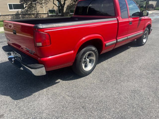 Used 2003 Chevrolet S10 Pickup LS w/ Convenience Package RWD image 16