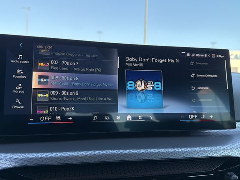 New 2026 BMW 330i Sedan w/ M Sport Package image 5