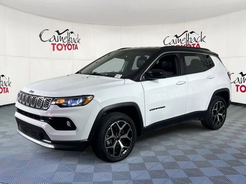 Used 2025 Jeep Compass Limited AWD/4WD image 4