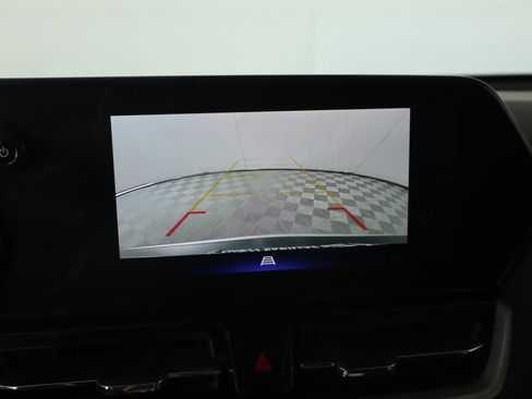 Used 2024 Chevrolet TrailBlazer LT w/ Convenience Package image 6