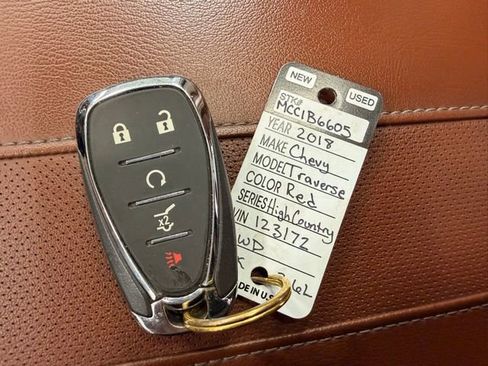 Used 2018 Chevrolet Traverse High Country AWD/4WD image 45