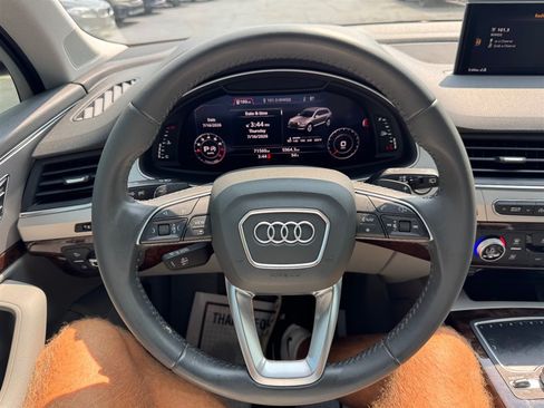 Used 2019 Audi Q7 2.0T Premium Plus w/ Premium Plus Package AWD/4WD image 11