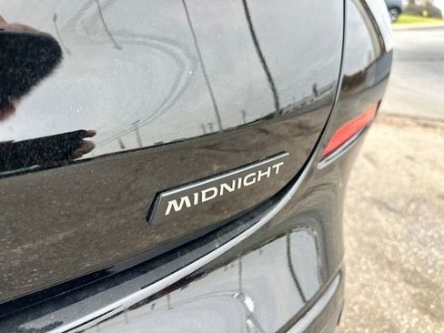 Used 2023 Nissan Murano SV w/ SV Midnight Edition Package image 16