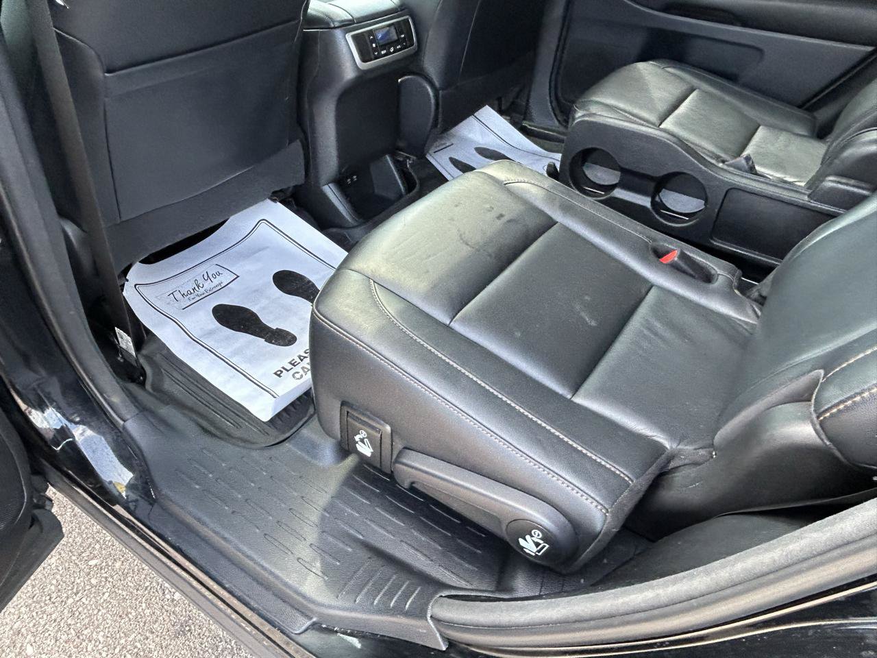 Used 2018 Toyota Highlander XLE w/ Protection Package #3 AWD/4WD image 9