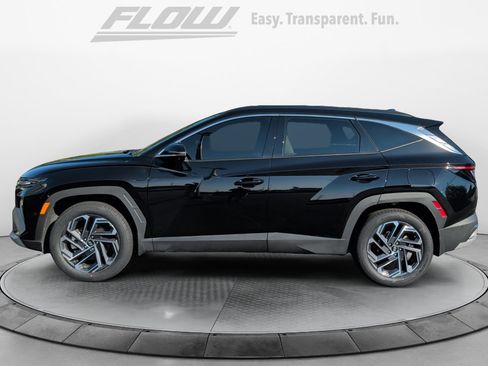 Used 2025 Hyundai Tucson Limited AWD/4WD image 4