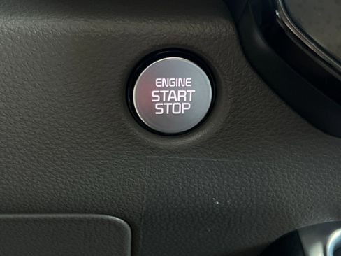 New 2026 Kia Carnival EX image 26