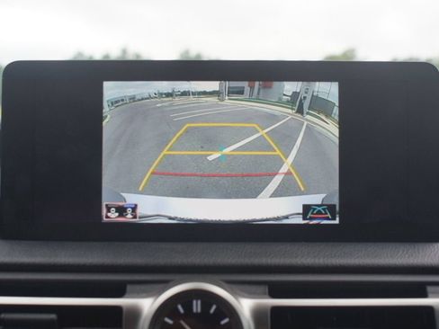 Used 2022 Lexus IS 350 F Sport w/ Navigation Package RWD image 8