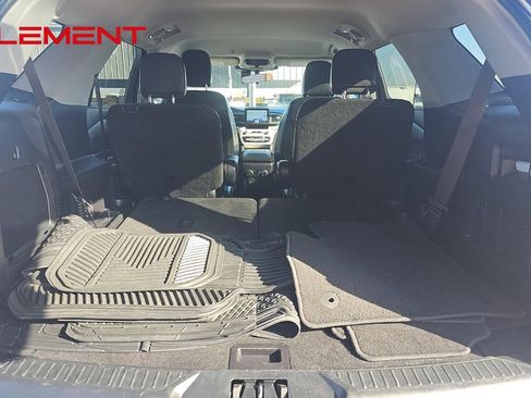 Used 2021 Ford Explorer XLT w/ Equipment Group 202A RWD image 17