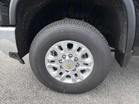 New 2026 Chevrolet Silverado 2500 LT image 11