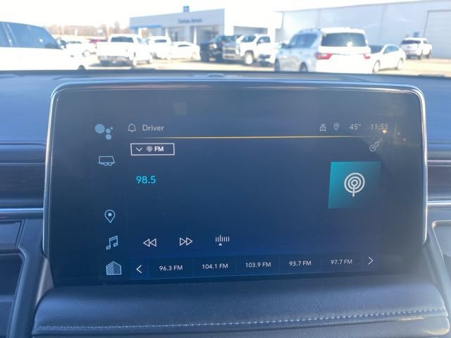 Used 2023 Chevrolet Suburban LT AWD/4WD image 22
