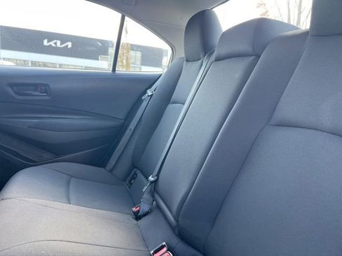 Used 2022 Toyota Corolla LE image 26