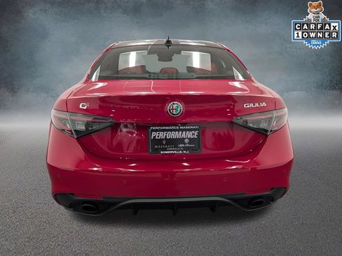 Used 2026 Alfa Romeo Giulia AWD image 5