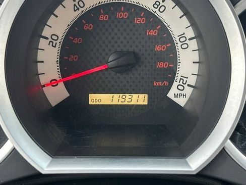 Used 2013 Toyota Tacoma PreRunner w/ TRD Sport Pkg image 26