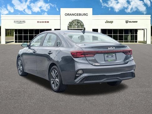 Used 2024 Kia Forte LXS FWD image 6