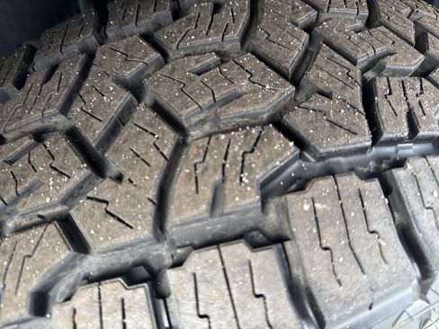 Used 2019 Toyota Tacoma TRD Sport image 12