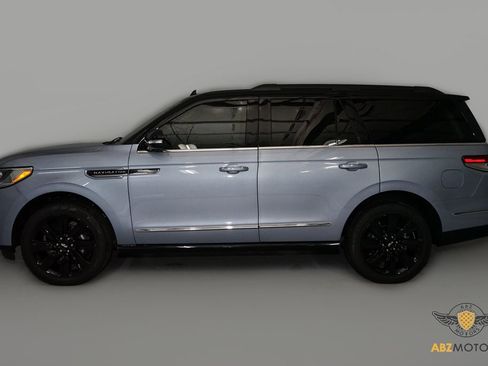 Used 2024 Lincoln Navigator Black Label image 5