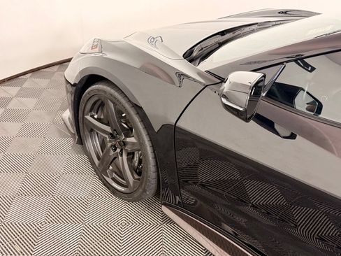 Used 2023 Chevrolet Corvette Z06 RWD image 12