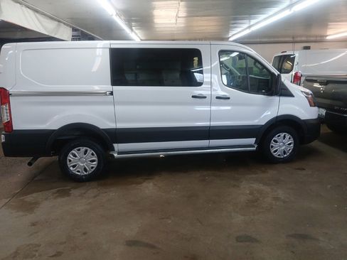 Used 2024 Ford Transit 250 Low Roof w/ Exterior Upgrade Package image 4