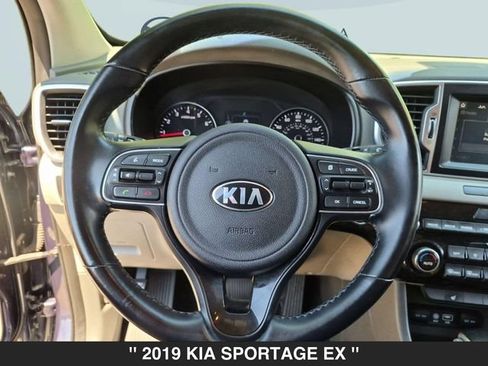 Used 2019 Kia Sportage EX AWD/4WD image 16