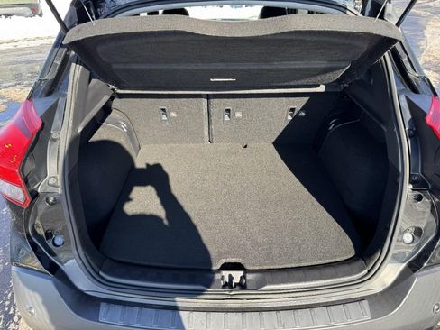 Used 2020 Nissan Kicks SR w/ SR Premium Package image 5