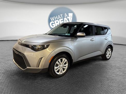 Certified 2024 Kia Soul LX FWD image 8
