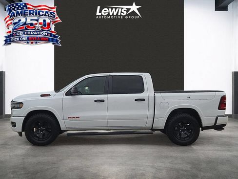 Used 2025 RAM 1500 Big Horn AWD/4WD image 2