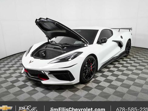 Used 2024 Chevrolet Corvette Stingray Preferred Cpe w/ Stealth Interior Trim Package RWD image 28