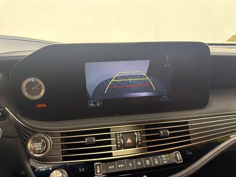 Used 2022 Lexus LS 500 AWD w/ Interior Upgrade Package image 33