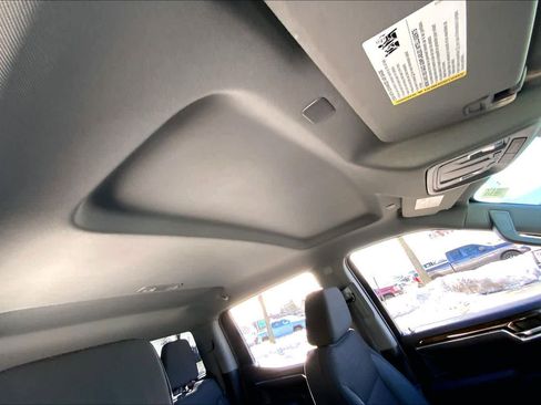 Used 2023 GMC Sierra 1500 Elevation image 17