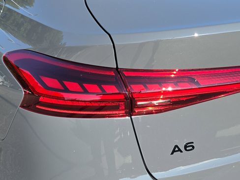 New 2025 Audi A6 e-tron Premium image 34