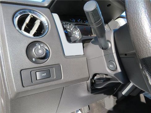 Used 2014 Ford F150 XLT w/ Equipment Group 302A Luxury image 25