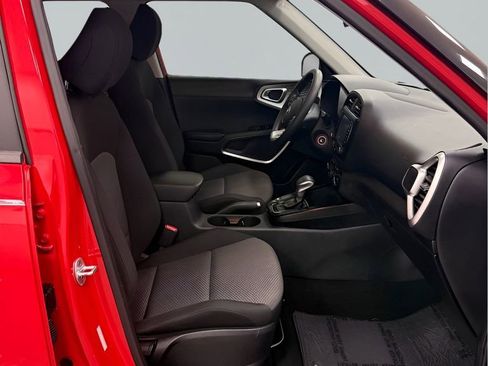 Used 2020 Kia Soul LX FWD image 11