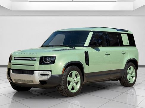 Used 2023 Land Rover Defender 110 75th Limited Edition image 11