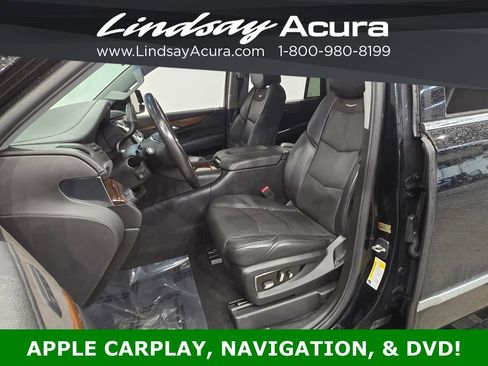 Used 2018 Cadillac Escalade Premium Luxury image 10
