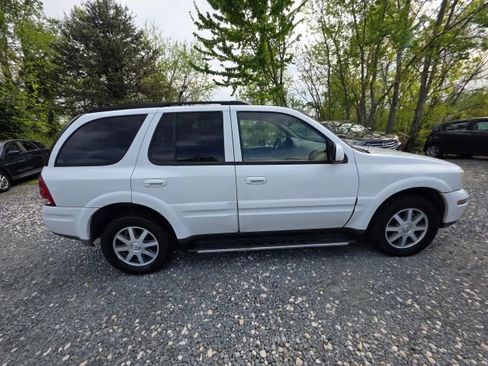 Used 2004 Buick Rainier CXL Plus AWD/4WD image 4