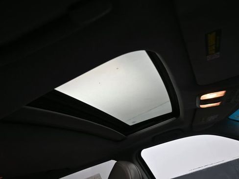 Used 2012 Honda Pilot EX-L image 9