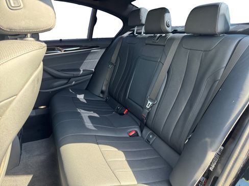 Used 2023 BMW 530e w/ M Sport Package RWD image 13