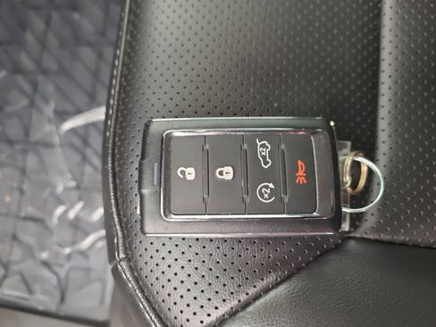 Certified 2024 Jeep Grand Cherokee Limited w/ Luxury Tech Group II image 28